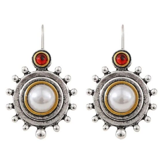 Free People Jewelry - boho pearl threader earrings A149